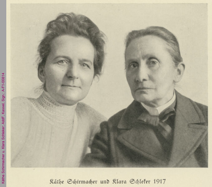 Käthe Schirmacher mit ihrer Lebensgefährtin Klara Schleker