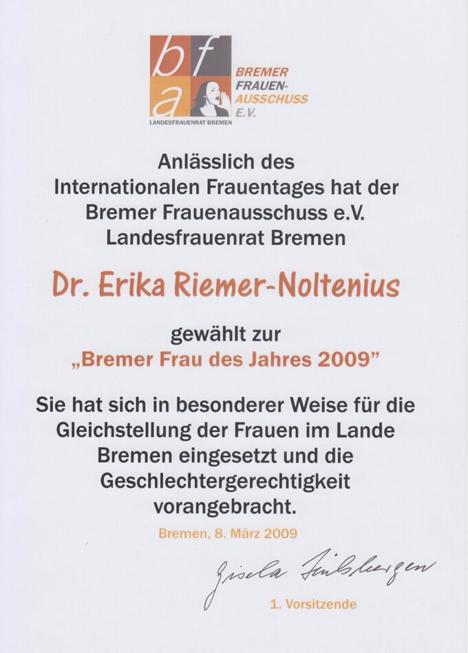 Unterlagen und Urkunde zur Ernennung der "Bremer Frau des Jahres 2009"
