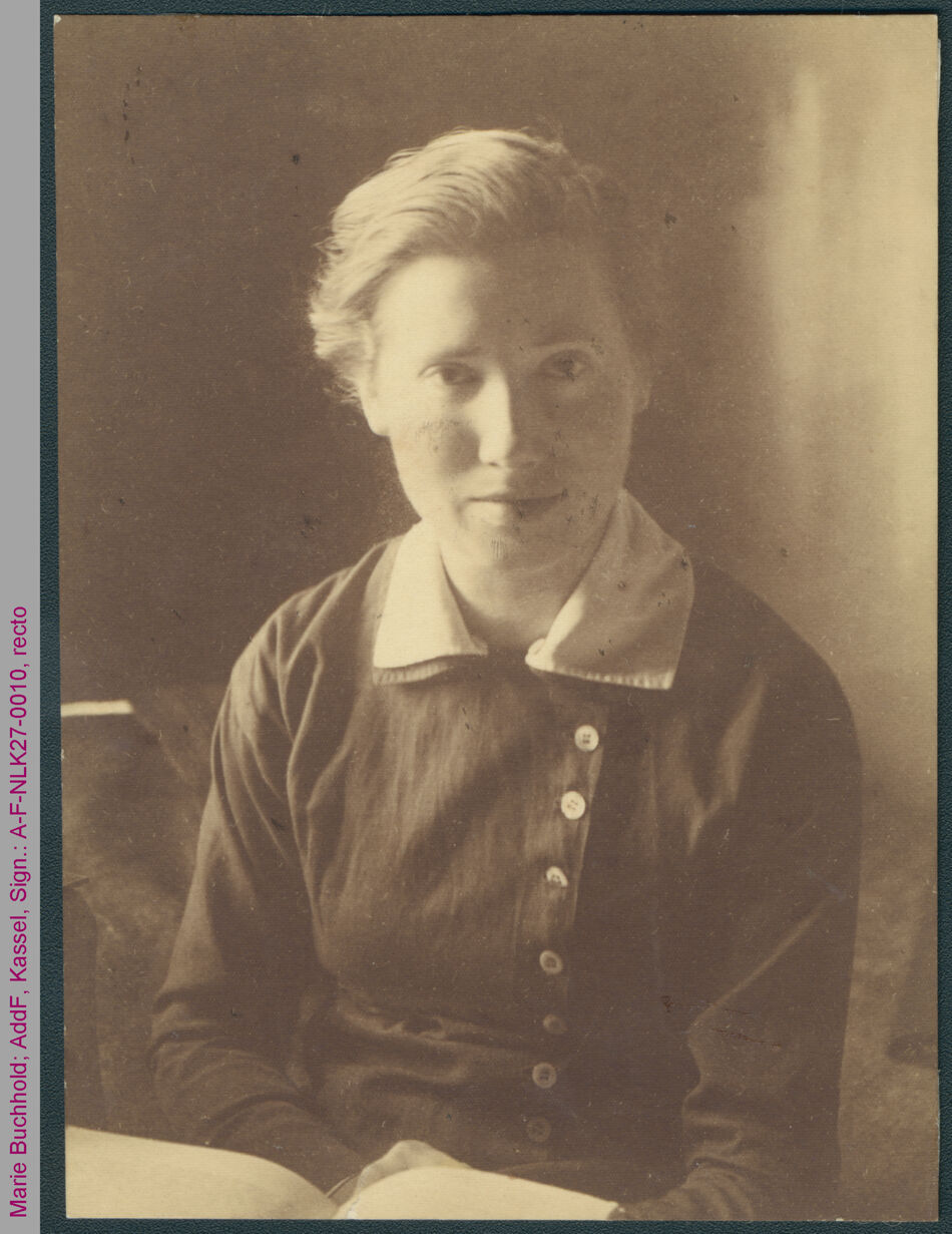 Porträt von Marie Buchhold / Seite 1