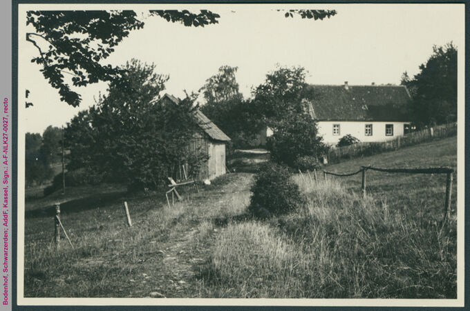 Bodenhof, Gebäude der Frauengymnastikschule Schwarzerden / Seite 1