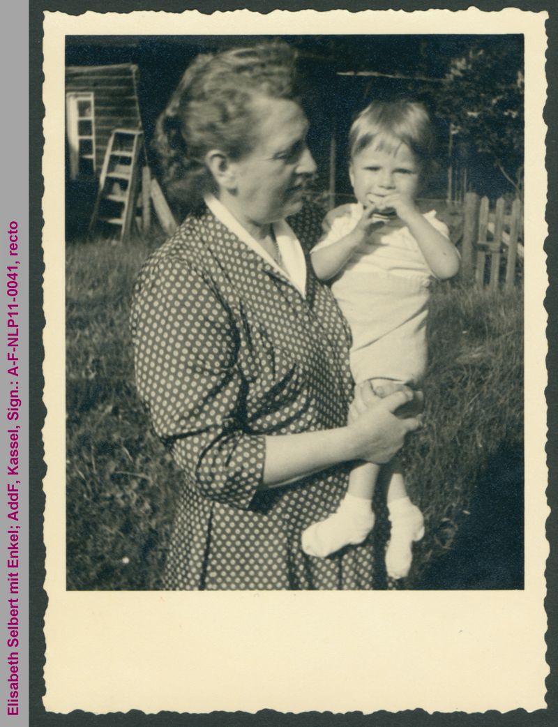 Elisabeth Selbert mit Enkel Axel Selbert