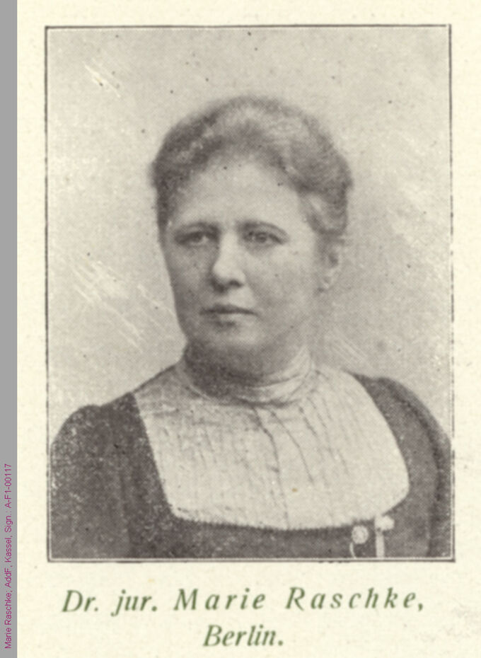 Porträt von Marie Raschke / Seite 1