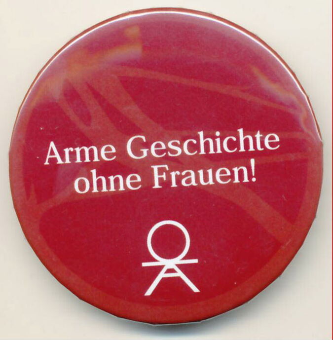 Öffentlichkeitskampagne Frauenarchiv Bozen / Seite 1