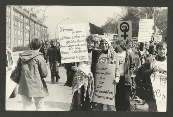 Demonstrationszug / Seite 1